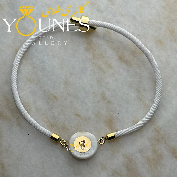 تصویر دوم دستبند طلا سنگ صدفی دایره ای مامان